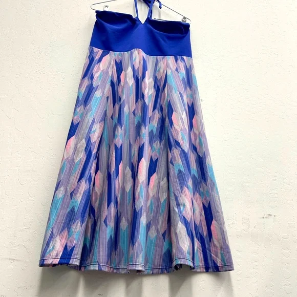 Beautiful convertible PRANA dress - Picture 2 of 8